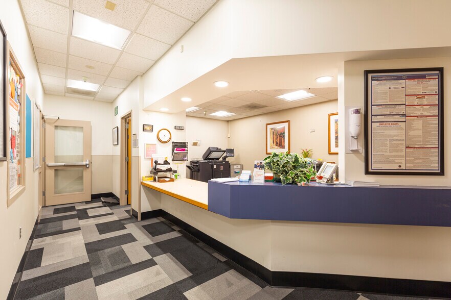 More Photos Of 7601 Hospital Dr, Sacramento Medical For Sale