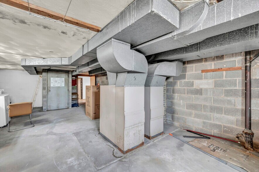 More Photos Of 885 S Green Rd, Cleveland Apartments For Sale