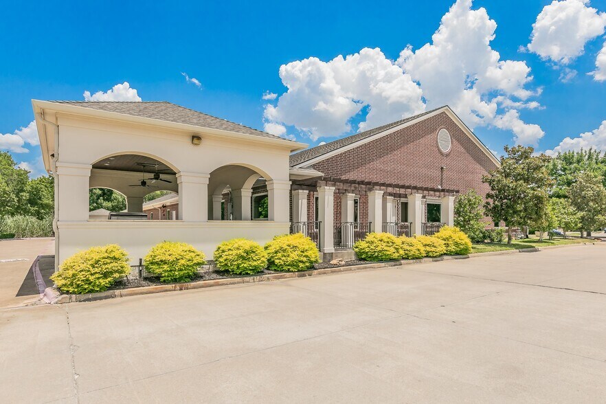 More Photos Of 4508 Colleyville Blvd, Colleyville Office Residential For Lease