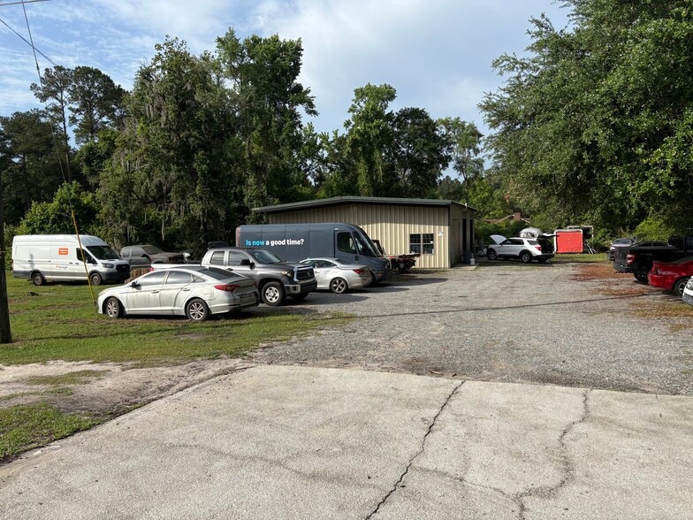 More Photos Of 2680 US Highway 80, Bloomingdale General Retail For Sale