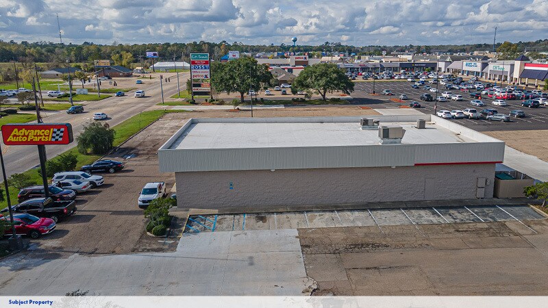 More Photos Of 2262 W Thomas St, Hammond Freestanding For Lease