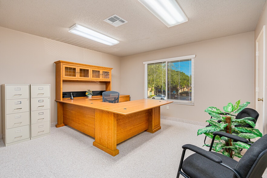 More Photos Of 555 W Granada Blvd, Ormond Beach Medical For Sale