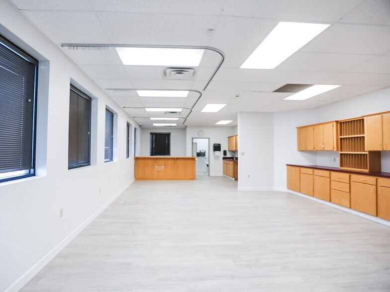 More Photos Of 609 Virginia Ave, Ponca City Healthcare For Lease