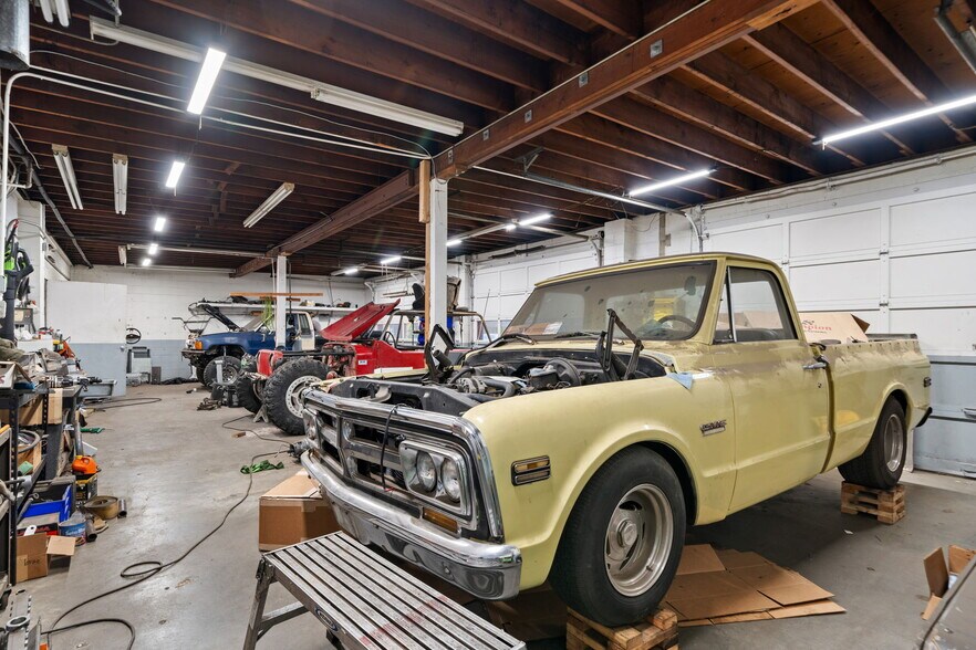 More Photos Of 209 S Sequim Ave, Sequim General Retail For Lease