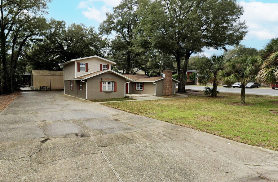 Primary Photo Of 109 Kelly Rd, Niceville Office For Lease