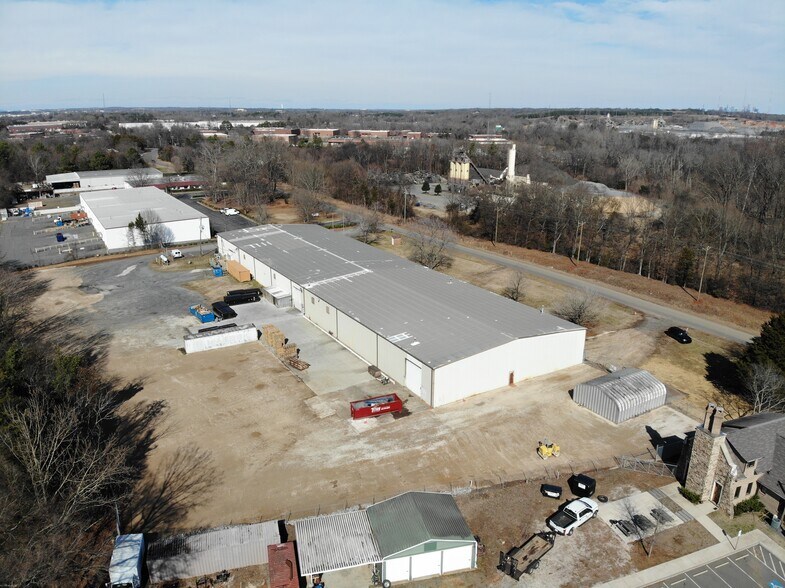 More Photos Of 1100 Culp Rd, Pineville Warehouse For Lease