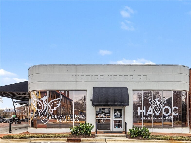 More Photos Of 39 West St, Pittsboro Restaurant For Lease