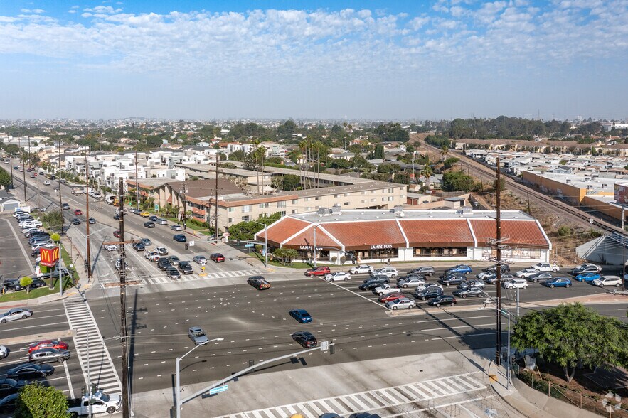 More Photos Of 18989 Hawthorne Blvd Beach, Redondo Beach Freestanding For Lease