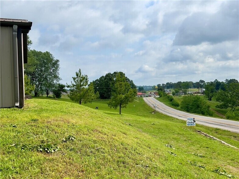 More Photos Of 199 Harmony Rd, Huntsville Office For Sale