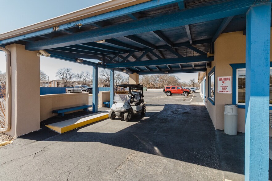 More Photos Of 3101 S Broadway St, Wichita Freestanding For Sale