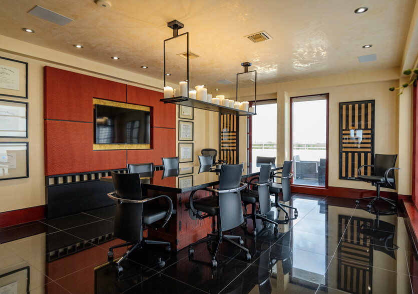 More Photos Of 152 Ne 167th St, Miami Medical For Lease