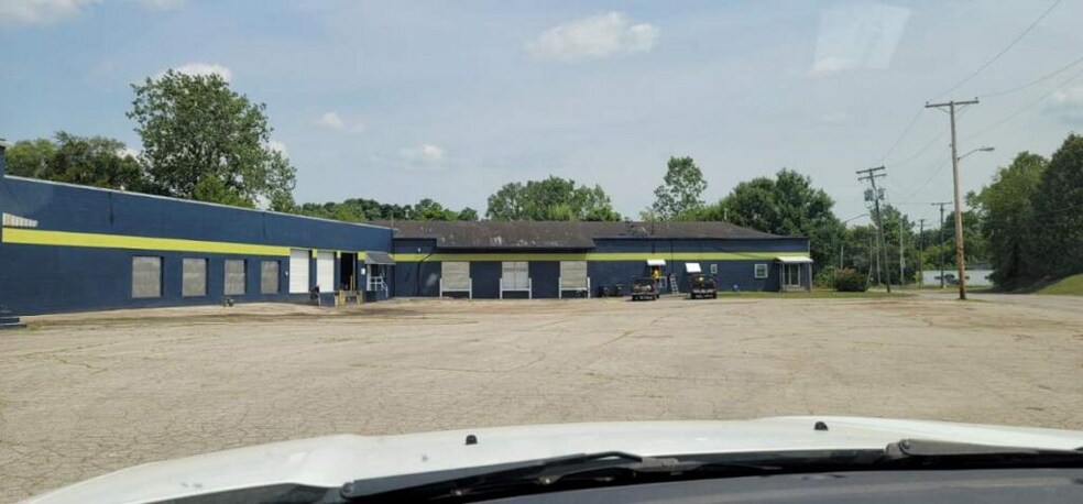 Primary Photo Of 916 Burlington Ave, Muncie Warehouse For Sale