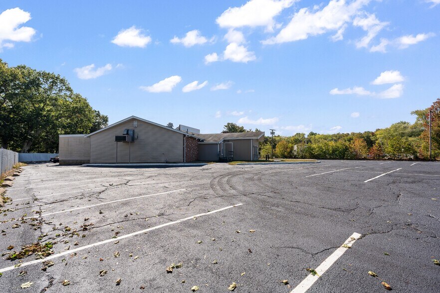 More Photos Of 50 Pleasant St, Norton Storefront Retail Office For Lease