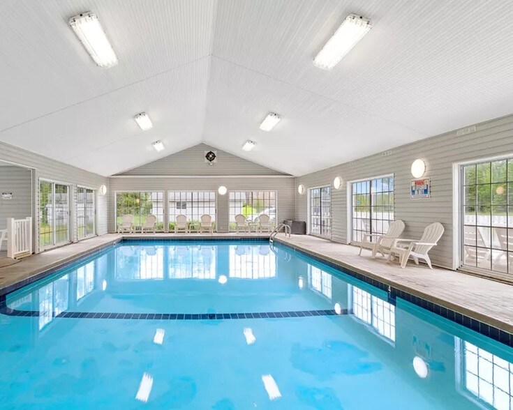 11380 US23, Mackinaw City, MI 49701 Motel For Sale