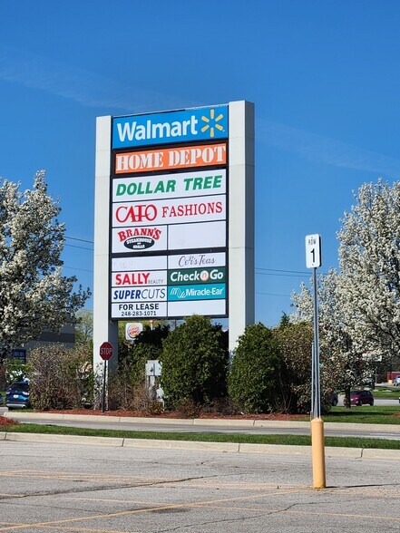 More Photos Of 3900 State St, Bay City Unknown For Lease