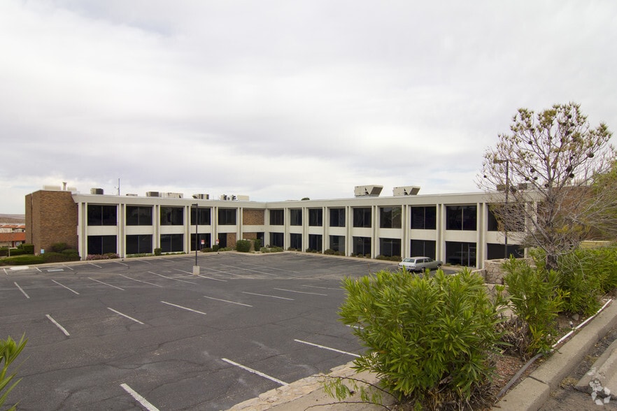 Primary Photo Of 444 Executive Center Blvd, El Paso Office For Lease