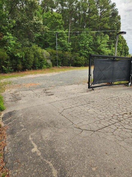 More Photos Of 1100 Classic Rd, Apex Land For Lease