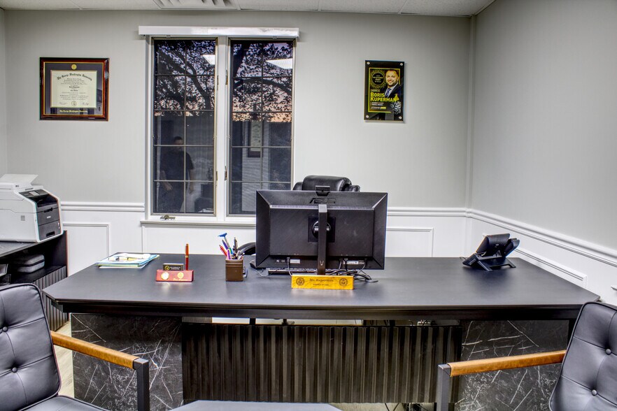 More Photos Of 10521 Judicial Dr, Fairfax Medical For Sale