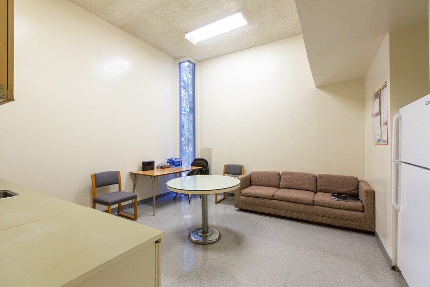 More Photos Of 41 E Live Oak Ave, Arcadia Storefront Retail Office For Sale