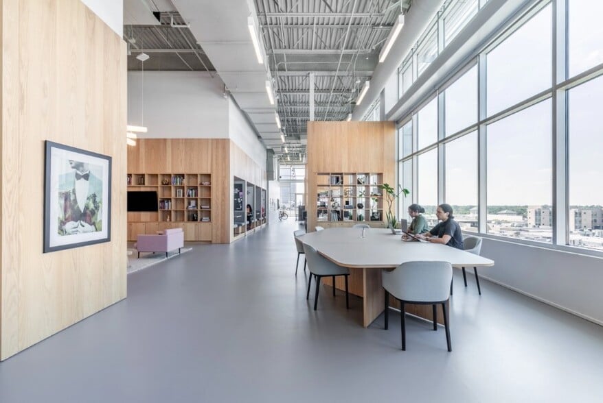 More Photos Of 800 Town & Country Blvd, Houston Coworking Space