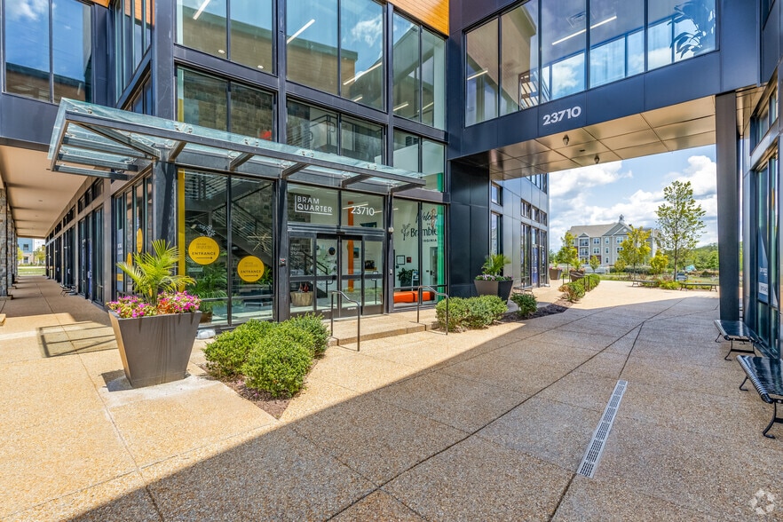 More Photos Of 23710 Schooler Plz, Brambleton Coworking Space