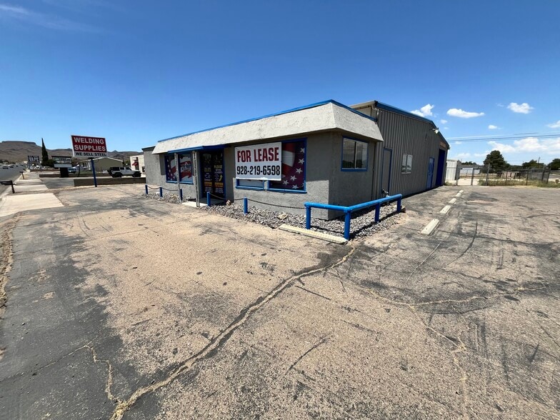 More Photos Of 2365 Northern Ave, Kingman Unknown For Lease