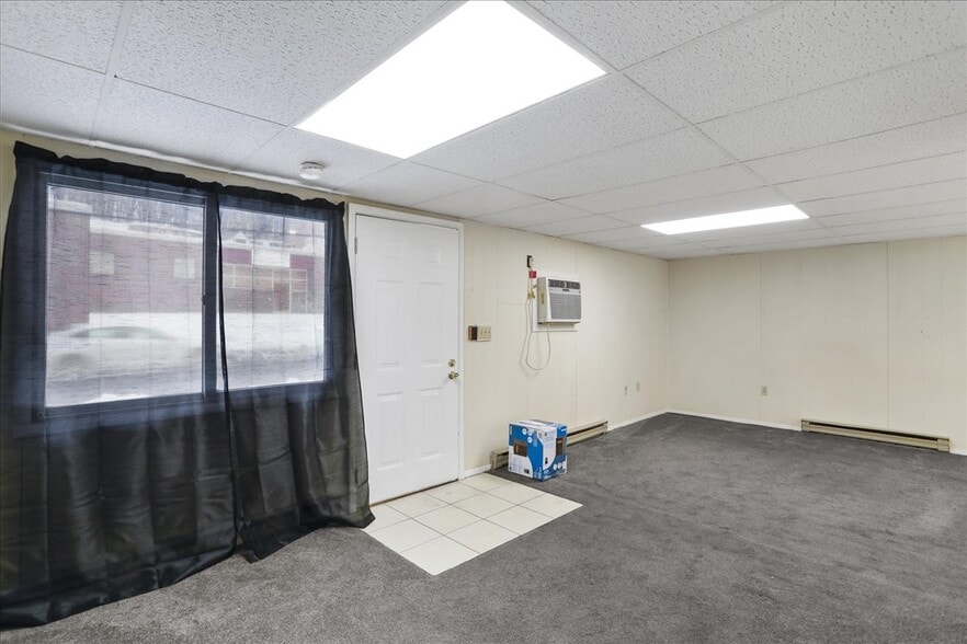 More Photos Of 341 Frederick St, Cumberland Apartments For Sale