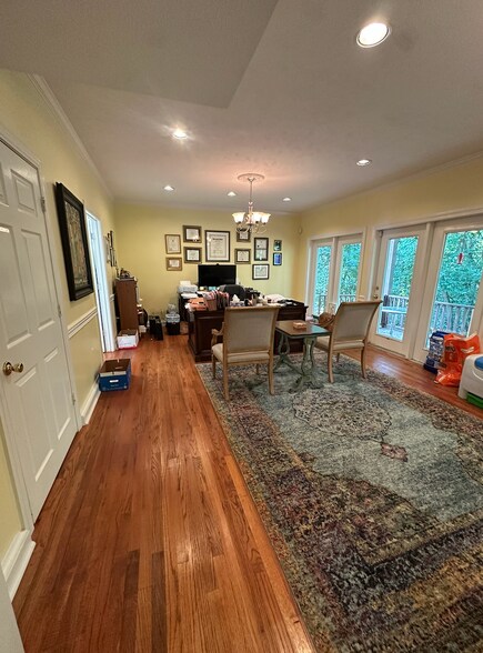 More Photos Of 1911 Dunbarton Dr, Jackson Office For Sale