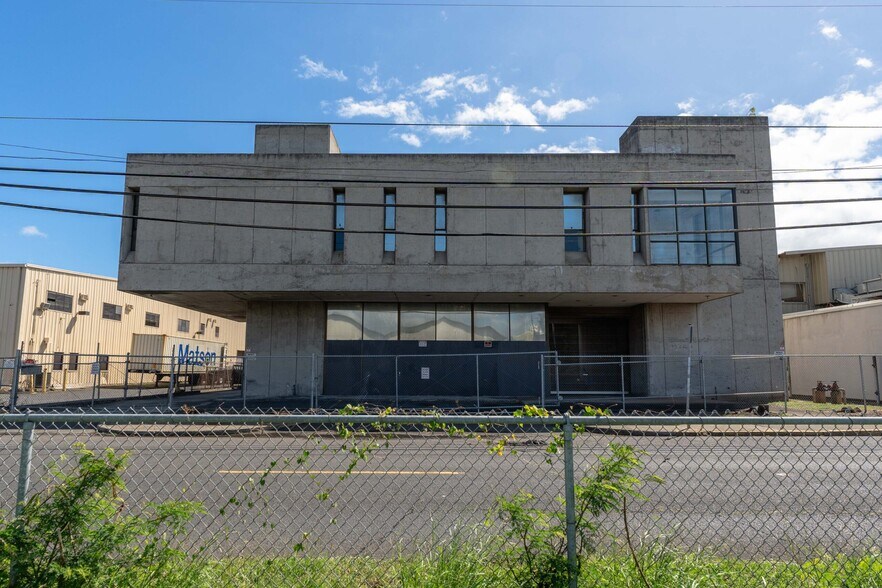 More Photos Of 917 Kokea St, Honolulu Office For Lease