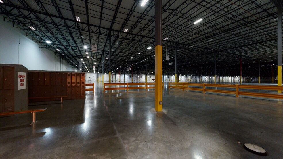 More Photos Of 580 Raco Pky, Pendergrass Distribution For Lease