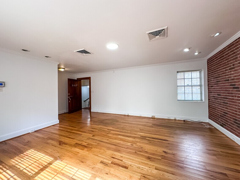 More Photos Of 2000 S Florida Ave, Lakeland Office For Lease