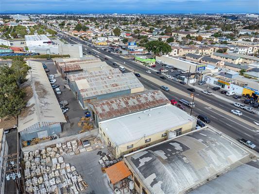 More Photos Of 22593 S Western Ave, Torrance Manufacturing For Sale