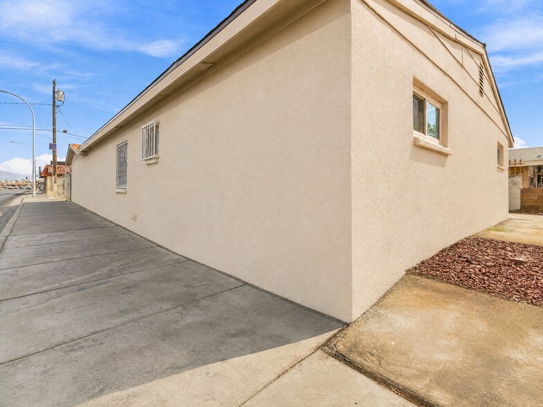 More Photos Of 1211 S Eastern Ave, Las Vegas Office For Lease