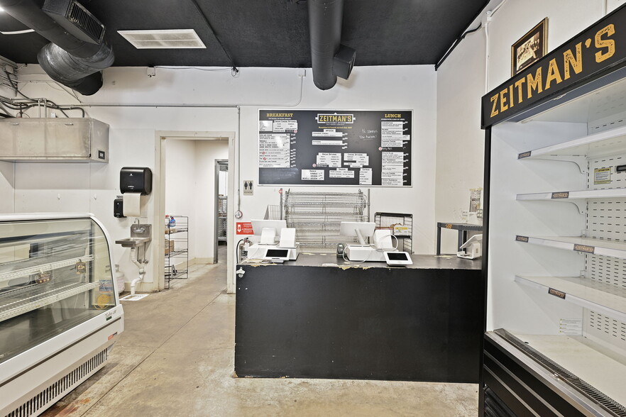 More Photos Of 220 N Main St, Bryan Storefront For Sale