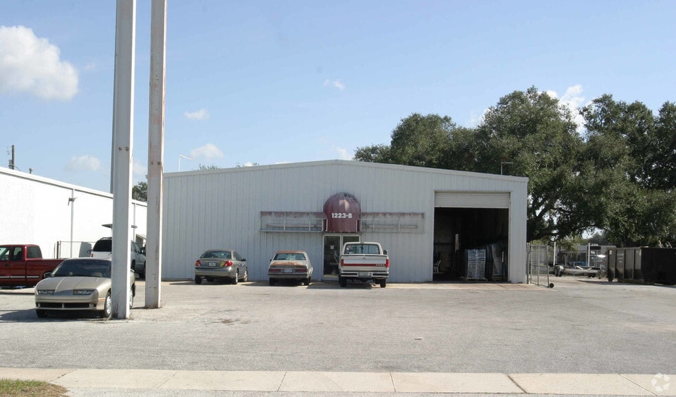 Primary Photo Of 1223 N Hercules Ave, Clearwater Warehouse For Lease