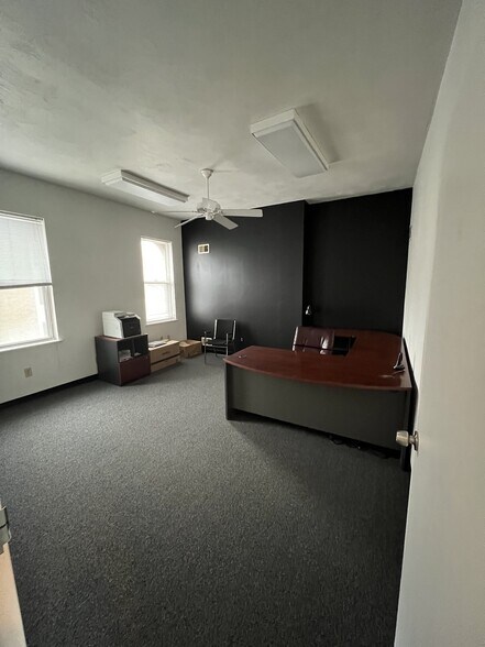 More Photos Of 910 Plum St, Cincinnati Loft Creative Space For Sale