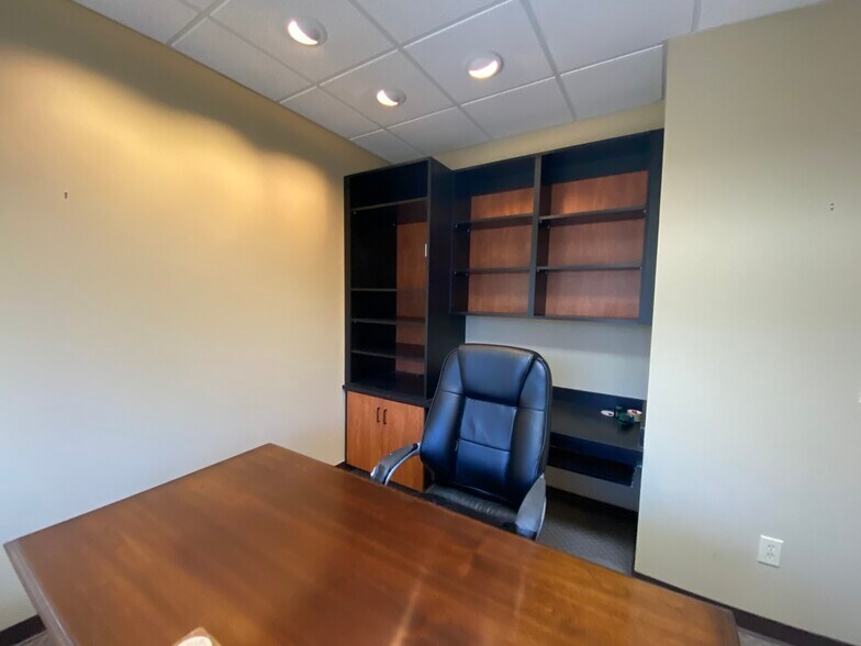 More Photos Of 784 Prince Ave, Athens Medical For Sale