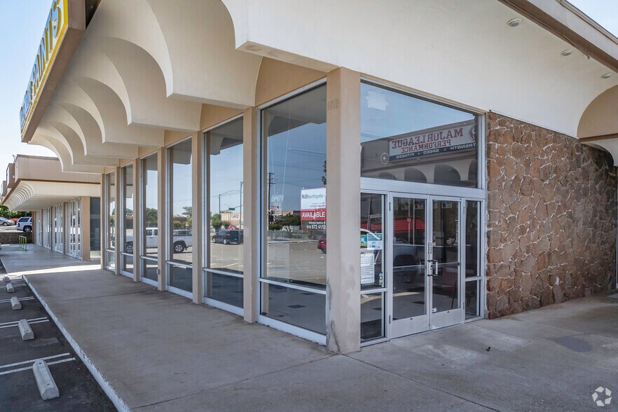 More Photos Of 1018 Douglas Blvd, Roseville Unknown For Lease