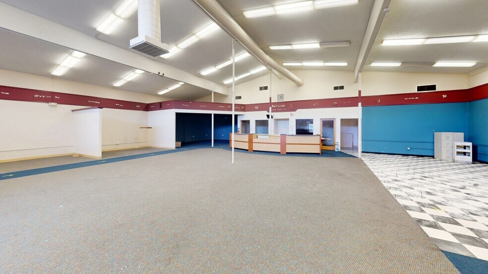 More Photos Of 730 A St, Hayward Showroom For Lease