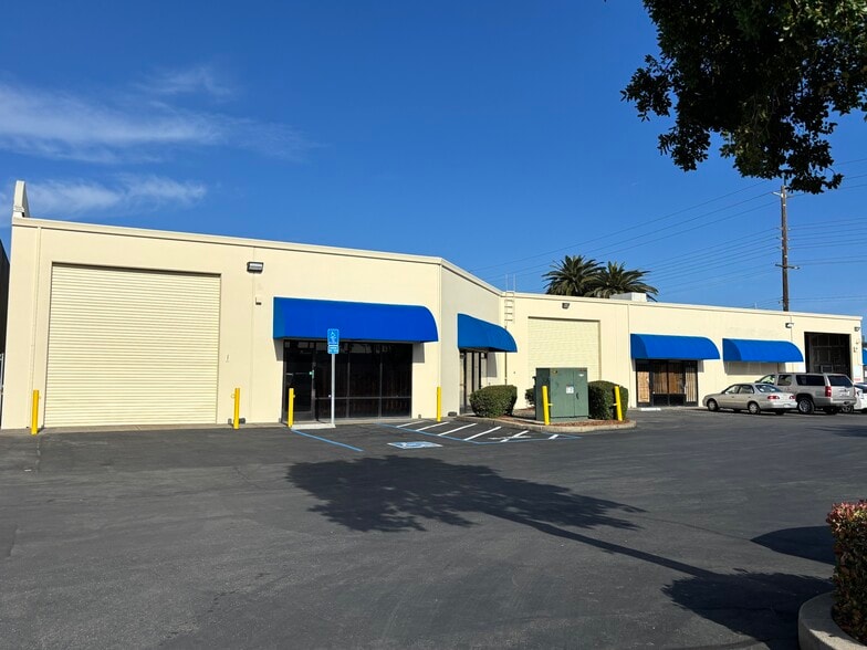More Photos Of 3523-3537 Kiessig Ave, Sacramento Warehouse For Sale