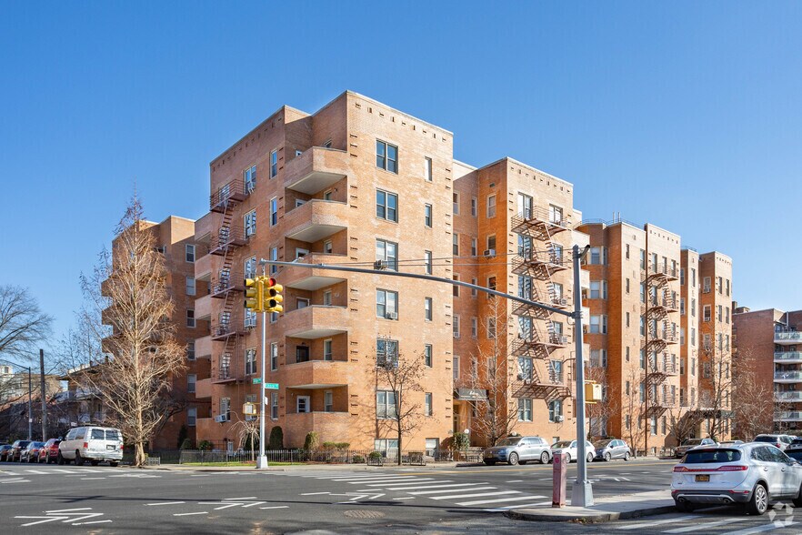 More Photos Of 9425-9437 Shore Rd, Brooklyn Apartments For Sale