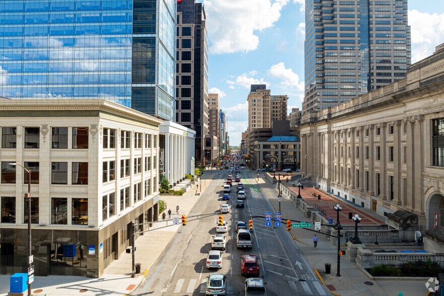 More Photos Of 241 N Pennsylvania St, Indianapolis Loft Creative Space For Lease