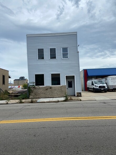 Primary Photo Of 610 Oregon St, Oshkosh Office Residential For Sale