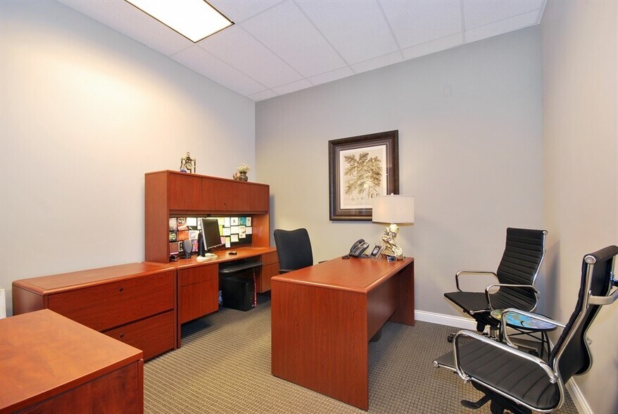 More Photos Of 415 E State St, Geneva General Retail For Lease