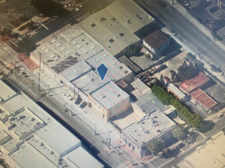 More Photos Of 229 S Railroad Ave, San Mateo Warehouse For Lease