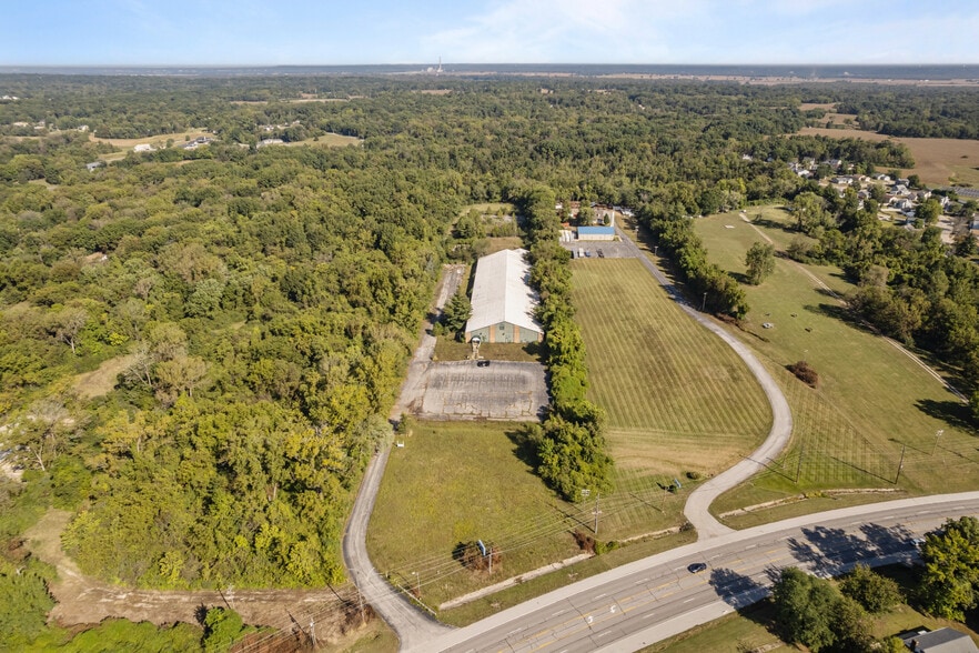 More Photos Of 5105 N Lindbergh Blvd, Florissant Sports And Entertainment For Sale