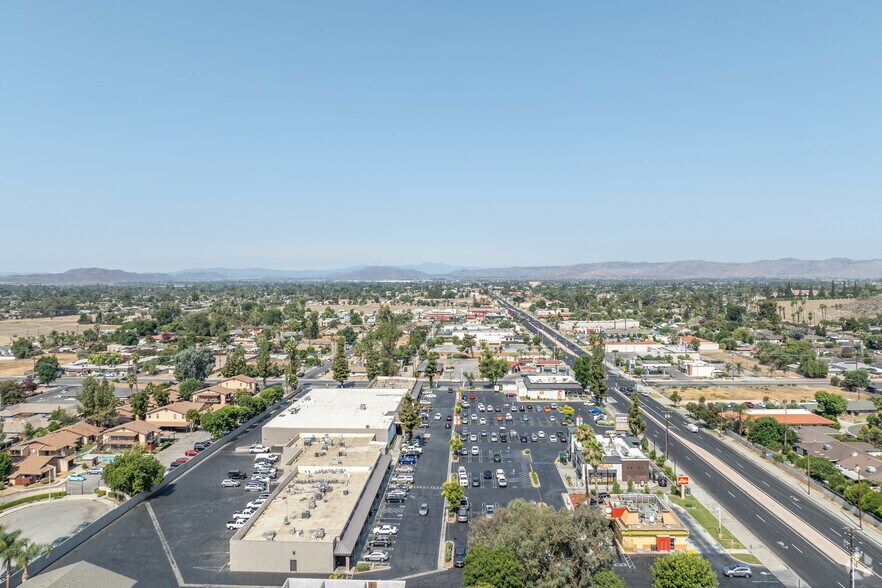 More Photos Of 41815-41871 E Florida Ave, Hemet Unknown For Lease