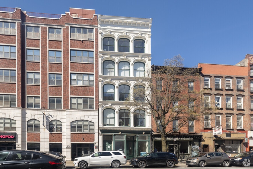More Photos Of 103 Broadway, Brooklyn Apartments For Lease