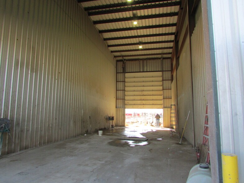 More Photos Of 4015 S County Road 1210, Midland Manufacturing For Sale