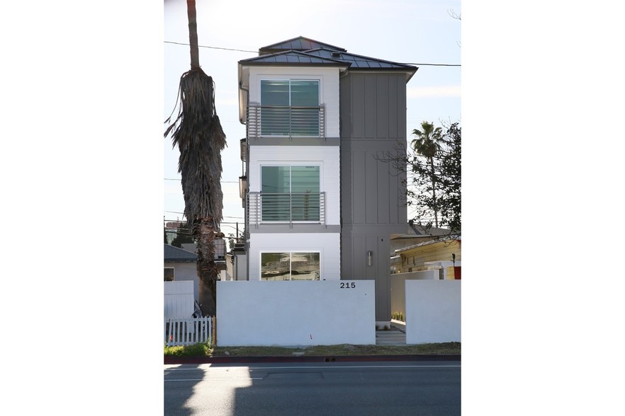 Primary Photo Of 215 N Hollywood Way, Burbank Loft Creative Space For Sale